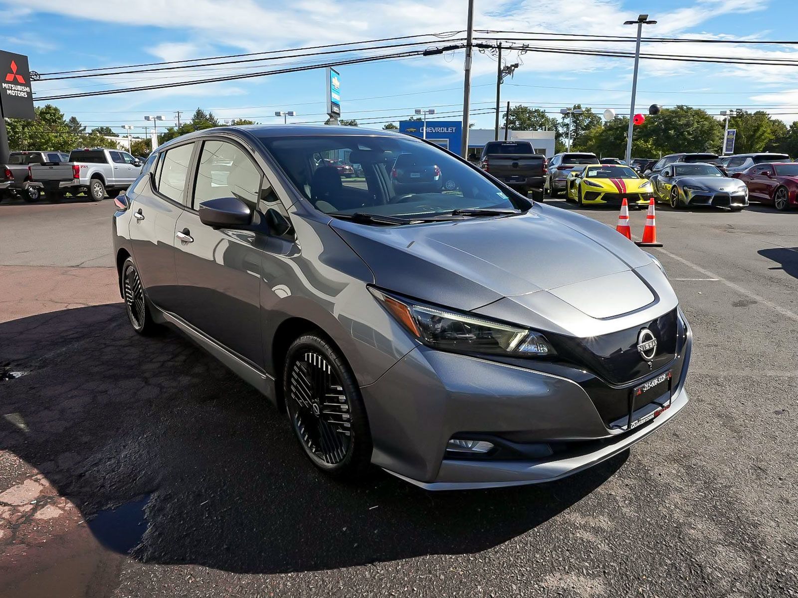 Used 2023 Nissan Leaf SV Plus FWD image 3