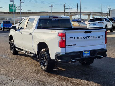 Used 2019 Chevrolet Silverado 1500 LT Trail Boss image 3