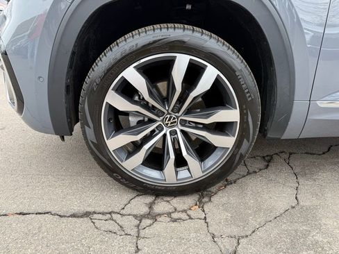 Used 2023 Volkswagen Atlas Cross Sport SEL Premium R-Line image 26