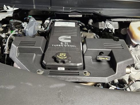 Used 2024 RAM 3500 Big Horn image 43