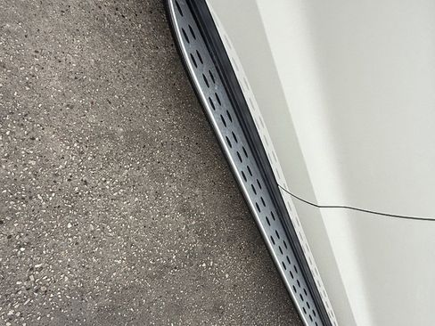 Used 2014 Mercedes-Benz GL 550 4MATIC image 14