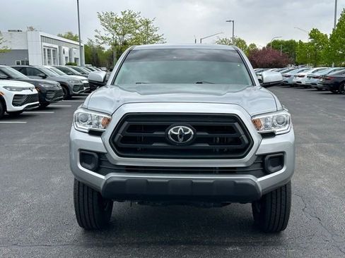 Used 2023 Toyota Tacoma SR AWD/4WD image 2