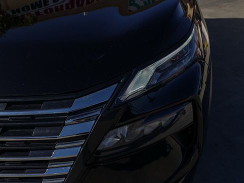 Used 2024 Nissan Rogue SV image 10