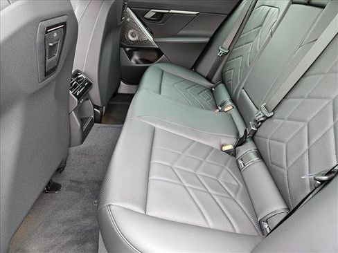 Certified 2026 BMW 550e xDrive image 16