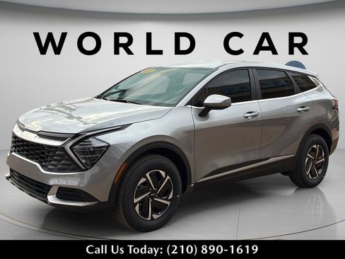 New 2025 Kia Sportage LX image 11