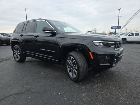 Used 2024 Jeep Grand Cherokee Overland w/ Adv Protech Group III AWD/4WD image 9