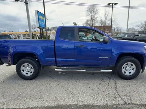 Used 2017 Chevrolet Colorado W/T image 9