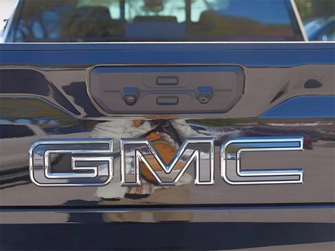 New 2025 GMC Sierra 3500 Denali Ultimate image 32