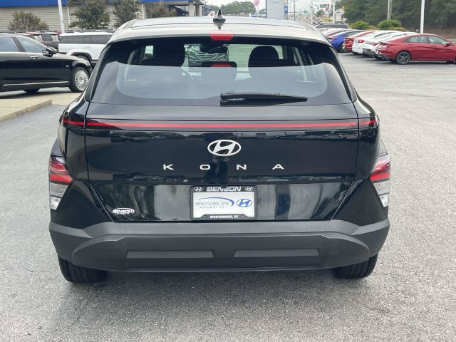 Certified 2024 Hyundai Kona SE FWD image 5