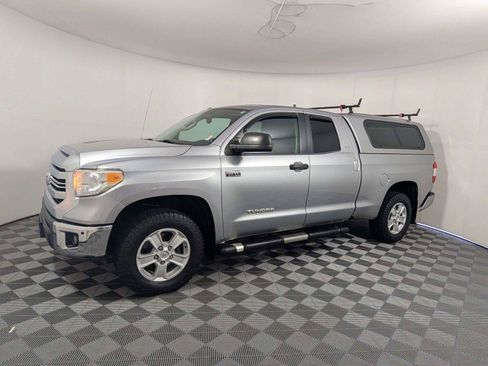Used 2016 Toyota Tundra SR5 AWD/4WD image 2