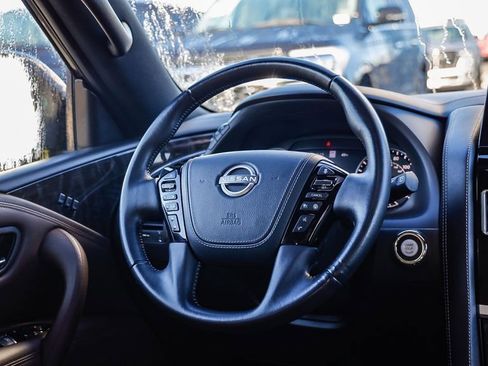 Used 2023 Nissan Armada Platinum w/ Captain's Chairs Package RWD image 16
