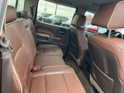 Used 2015 Chevrolet Silverado 1500 High Country w/ High Country Premium Package image 24