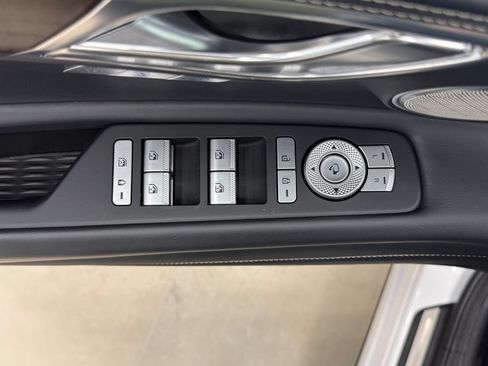 Used 2024 Genesis GV80 3.5T Advanced AWD/4WD image 12