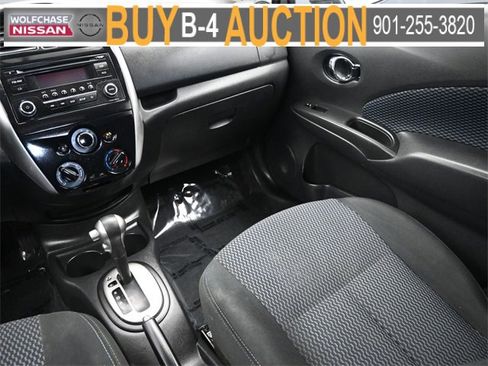 Used 2015 Nissan Versa Note SV image 11