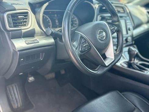 Used 2020 Nissan Maxima 3.5 SV w/ Floor Mat Group FWD image 7