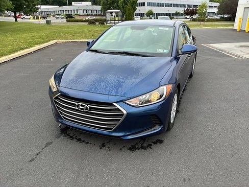 Used 2018 Hyundai Elantra SE FWD image 19