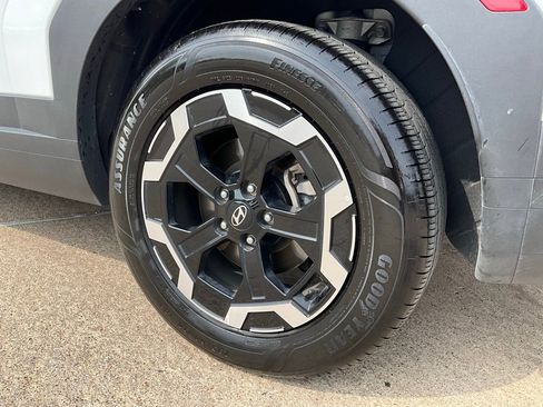 Used 2025 Hyundai Santa Fe SEL image 9