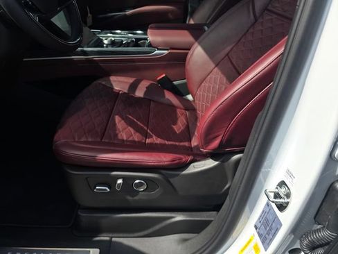 New 2026 Cadillac Escalade ESV Sport w/ LPO, Floor Liner Package RWD image 21