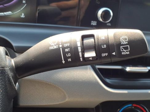 Certified 2024 Kia Seltos LX AWD/4WD image 21