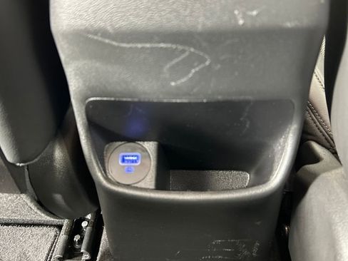 Used 2022 Hyundai Kona Limited AWD/4WD image 18