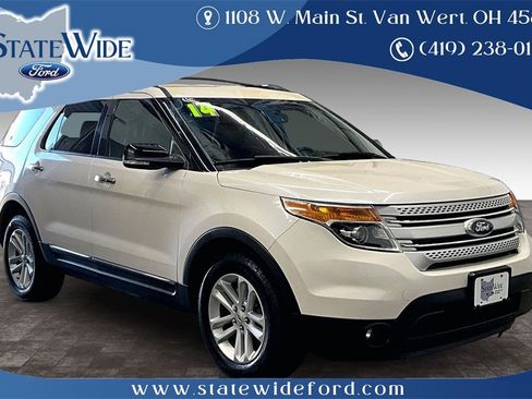 Used 2014 Ford Explorer XLT w/ Equipment Group 202A image 1