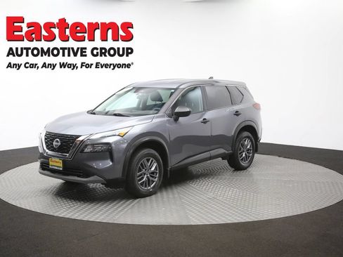 Used 2023 Nissan Rogue S AWD/4WD image 56