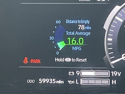 Used 2023 Toyota Tundra Limited image 8