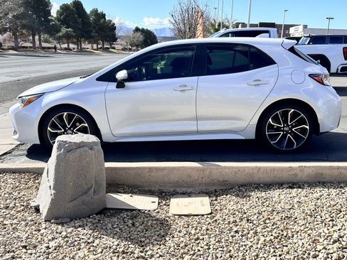 Used 2021 Toyota Corolla XSE image 6