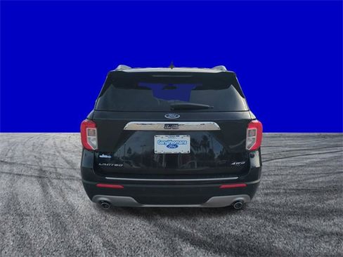 Certified 2023 Ford Explorer Limited w/ Limited Technology Package image 5