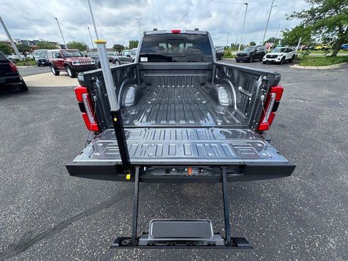 New 2026 Ford F250 Platinum w/ Tremor Off-Road Package AWD/4WD image 15