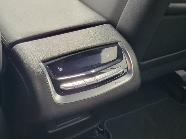 Used 2025 Cadillac XT6 Premium Luxury AWD/4WD image 25