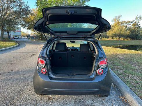 Used 2013 Chevrolet Sonic LT image 10