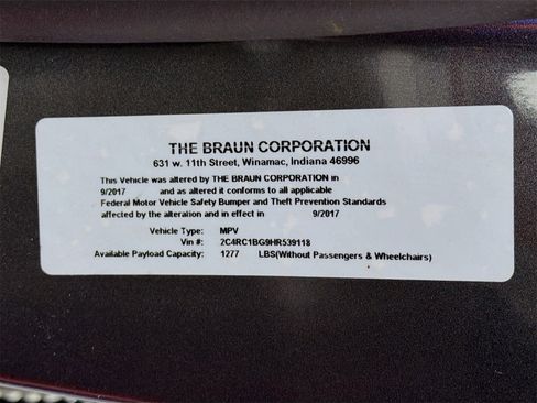 Used 2017 Chrysler Pacifica Touring-L image 36