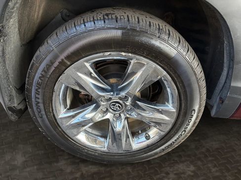 Used 2017 Toyota Highlander Limited Platinum image 39