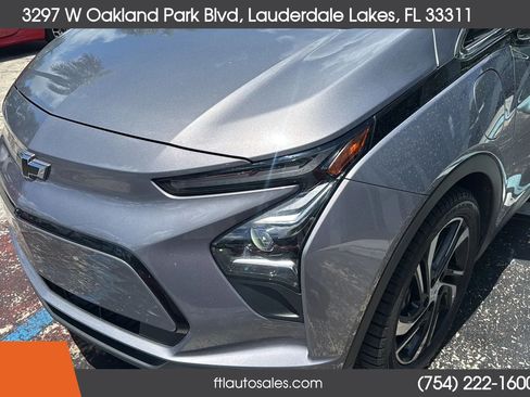 Used 2023 Chevrolet Bolt LT FWD image 23