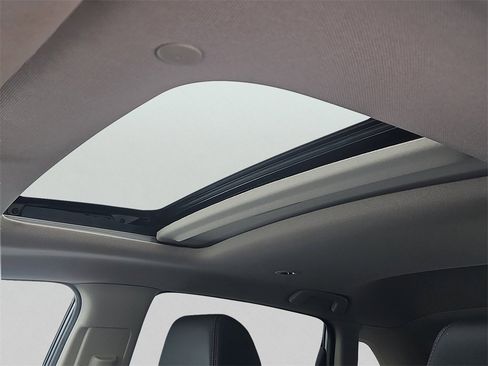 Certified 2024 Honda HR-V EX-L image 15