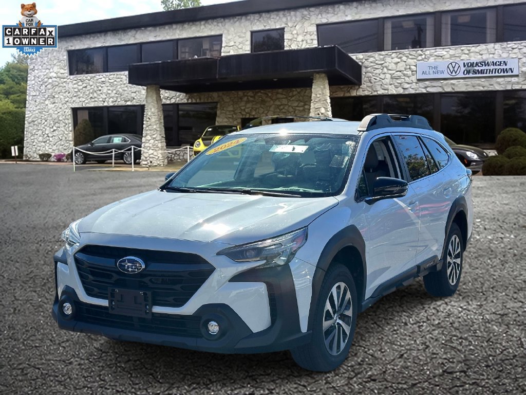 Used 2024 Subaru Outback Premium AWD/4WD image 2