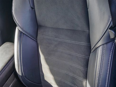 Used 2024 Mitsubishi Outlander SE image 20