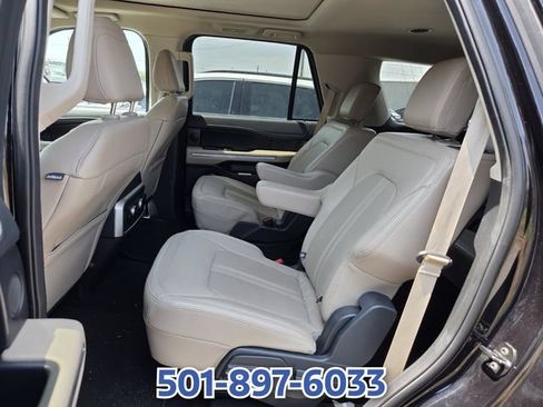 Used 2024 Ford Expedition Limited RWD image 8