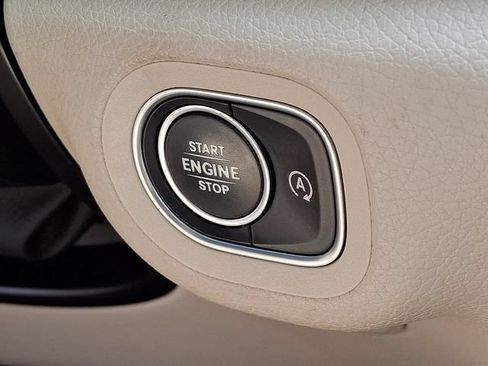 Used 2022 Mercedes-Benz GLE 350 4MATIC image 24