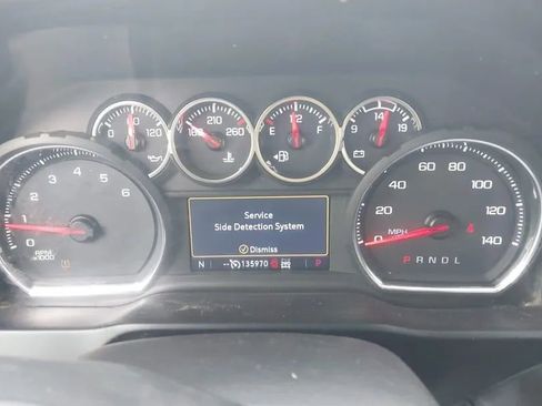 Used 2020 Chevrolet Silverado 2500 LT w/ Convenience Package image 4