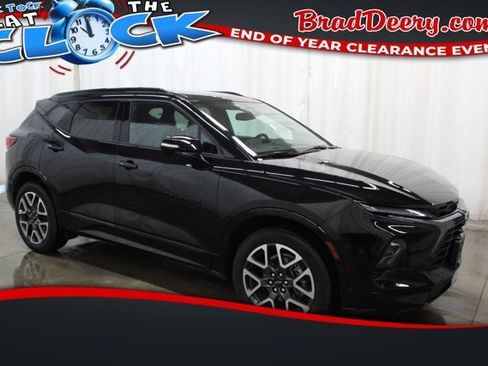 Certified 2025 Chevrolet Blazer RS image 1