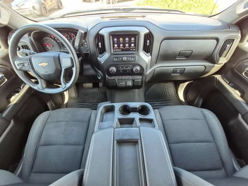 Used 2022 Chevrolet Silverado 1500 Custom AWD/4WD image 15