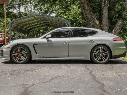 Used 2016 Porsche Panamera GTS AWD/4WD image 3