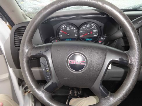 Used 2013 GMC Sierra 1500 W/T image 10