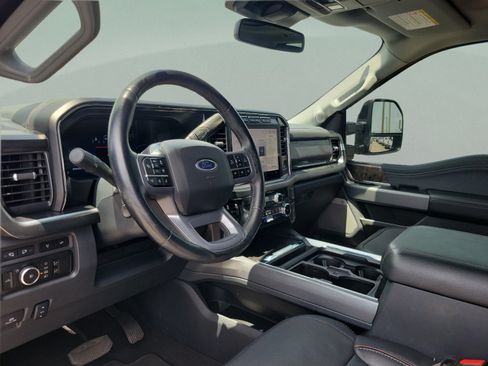 Used 2024 Ford F250 Lariat w/ Lariat Ultimate Package AWD/4WD image 16