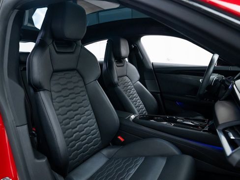 Used 2022 Audi e-tron GT Prestige w/ Prestige Package image 24