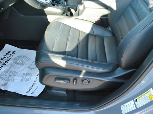 Used 2024 Honda CR-V EX-L image 15