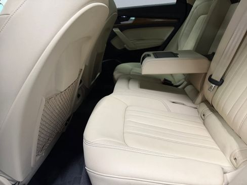 Used 2021 Audi Q5 2.0T Premium Plus w/ Premium Plus Package image 19