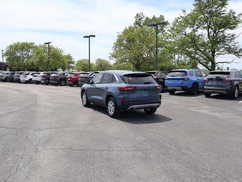 Used 2023 Ford Escape Active AWD/4WD image 3